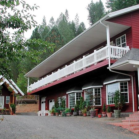 Hearthstone Elegant Lodge By The River Kamiah Exterior photo